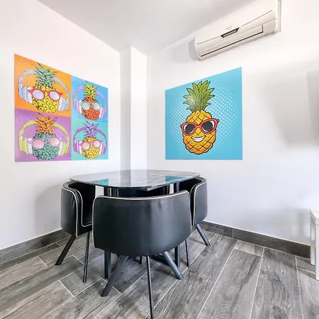 度假居 Casa Emilia-close To Amenities And The 卡门港