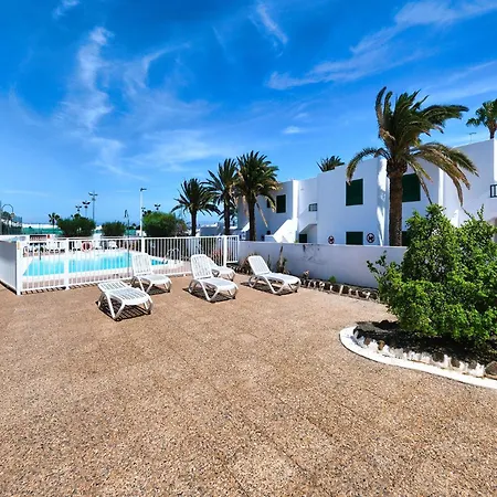 Casa Emilia-close To Amenities And The